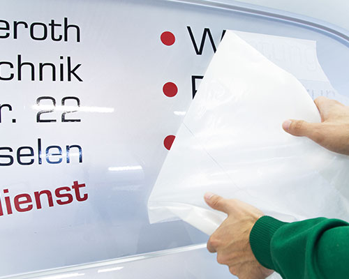 Autobeschriftung – Schriftzüge, Teilfolierung, Vollfolierung, Sonnenschutz